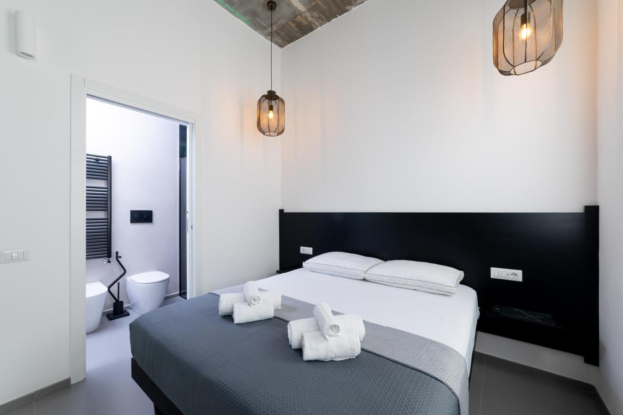 Poettos Heart - Guest house *